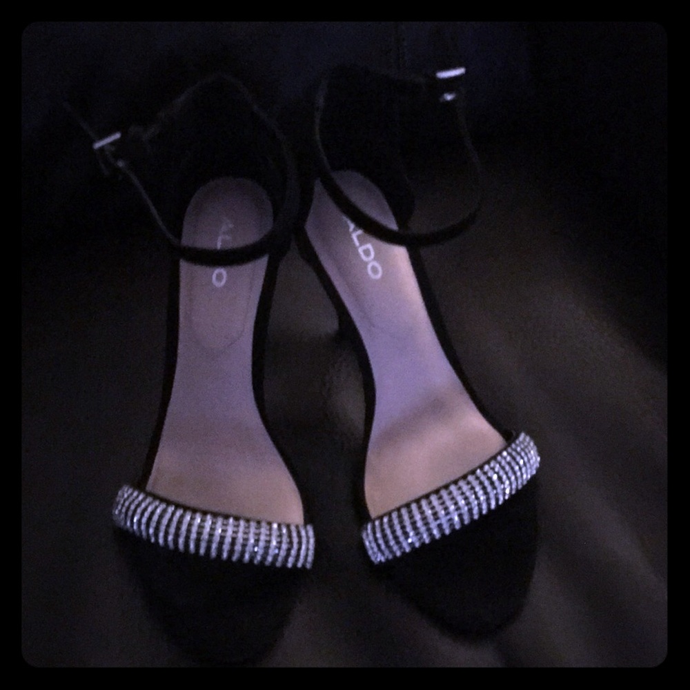 Black suede 6 inch